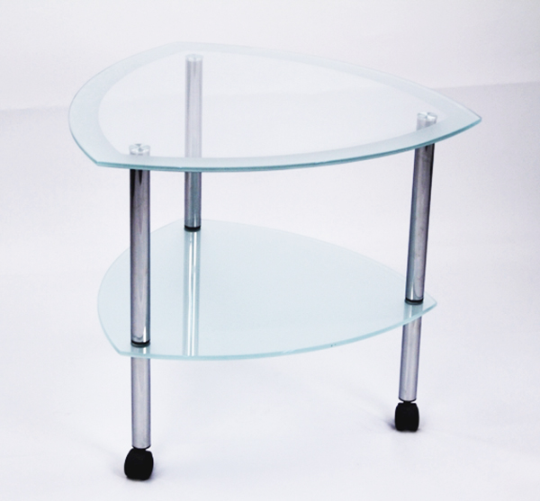 Практичен ли стеклянный стол?